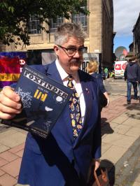 Phil Jupitus lends a hand